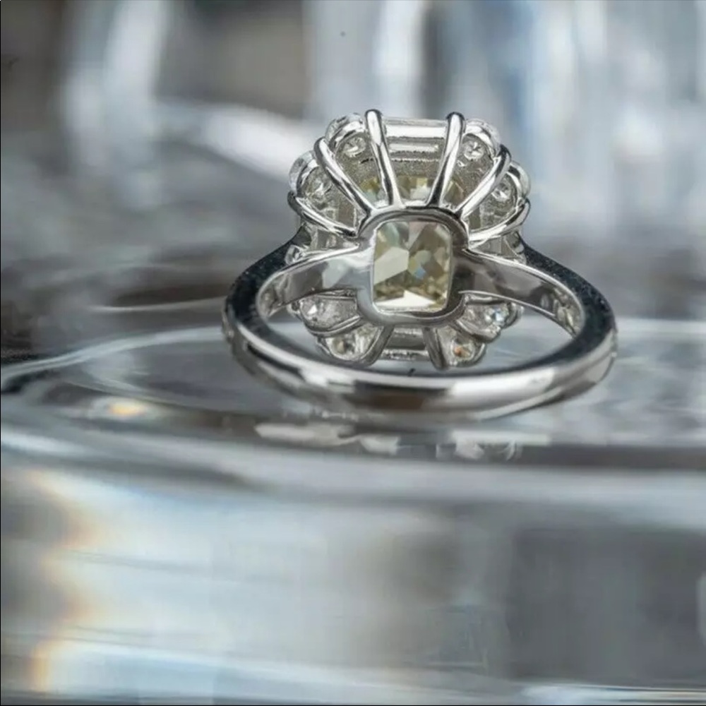 New Women’s 925 Silver Noble Radiant Cut Ring - Picture 6 of 6